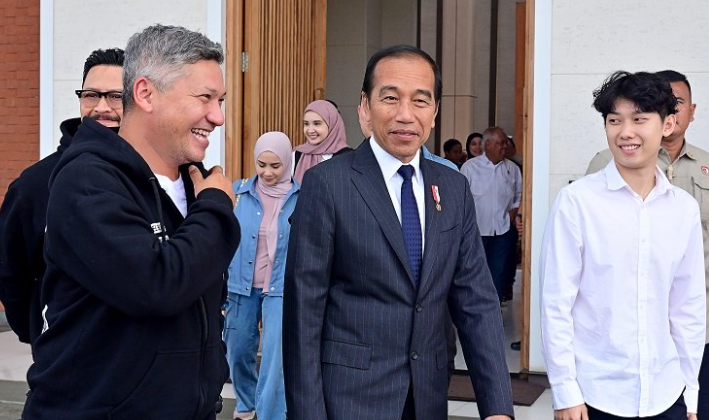 istana menjelaskan alasan presiden jokowi mengajak sejumlah influencer ke ikn. apa katanya