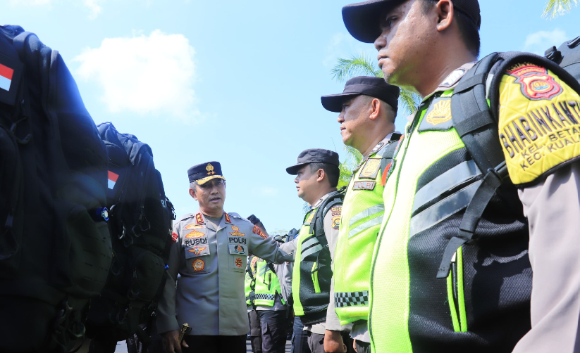 kapolda jambi, irjen pol rusdi hartono melakukan pengecekan pengamanan di polres tanjab barat dan polres muaro jambi kapolda jambi, irjen pol rusdi hartono melakukan pengecekan pengamanan di polres tanjab barat dan polres muaro jambi