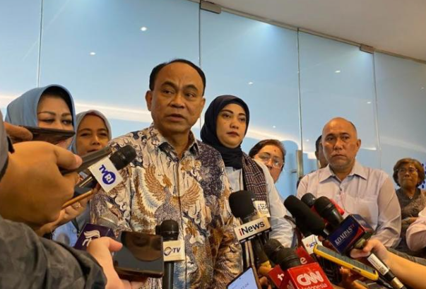 kemenkominfo memblokir tiga jaringan pribadi virtual (vpn) yang terindiksi digunakan pelaku judi online menjalankan bisnisnya. kemenkominfo memblokir tiga jaringan pribadi virtual (vpn) yang terindiksi digunakan pelaku judi online menjalankan bisnisnya.