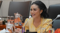 krisdayanti (kd) mengundurkan diri sebagai bakal calon wali kota batu.
