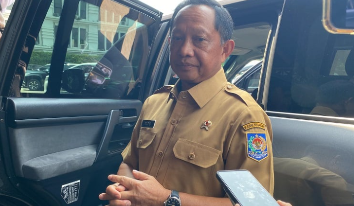 menteri dalam negeri (mendagri) tito karnavian