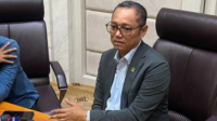 politikus pdi perjuangan, deddy yevri sitorus.