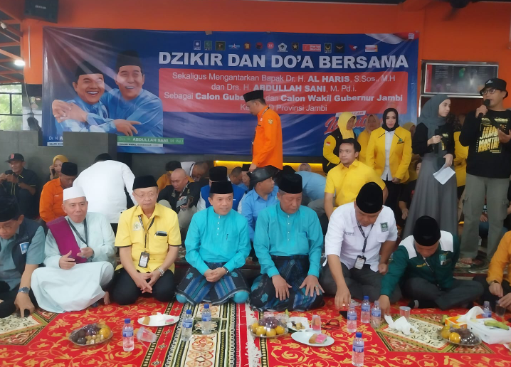 Teriakkan Lanjutkan Jambi Mantap Menggema: Al Haris-Sani Akan Kendarai Motor Mendaftar ke KPU Teriakkan Lanjutkan Jambi Mantap Menggema: Al Haris-Sani Akan Kendarai Motor Mendaftar ke KPU