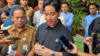 wapres terpilih gibran rakabuming raka menyatakan menu makan bergizi gratis tidak selalu nasi, bisa berbeda di tiap daerah.