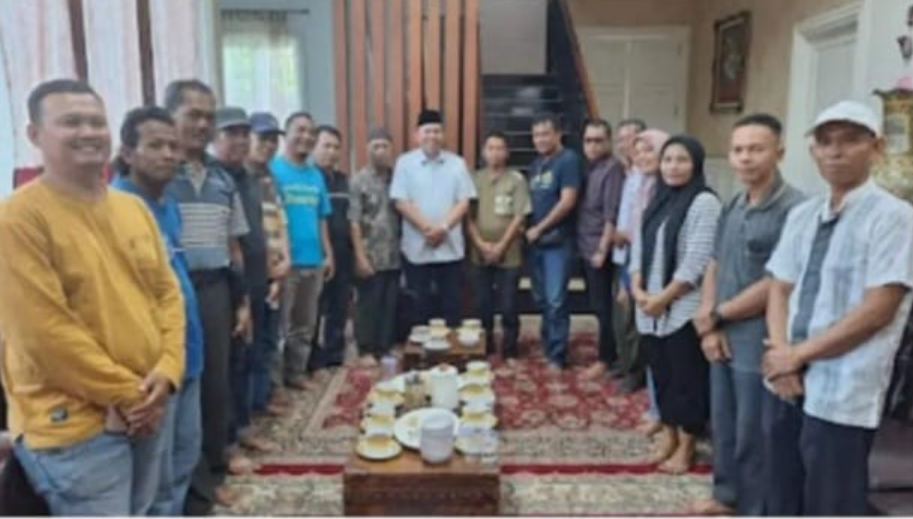 foto bersama eks tim budi bersama h abdul rahman. foto ist foto bersama eks tim budi bersama h abdul rahman. foto ist