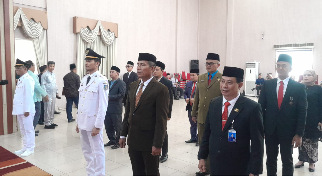 raden najmi lantik pejabat eselon iii di muaro jambi, ini nama namanya raden najmi lantik pejabat eselon iii di muaro jambi, ini nama namanya