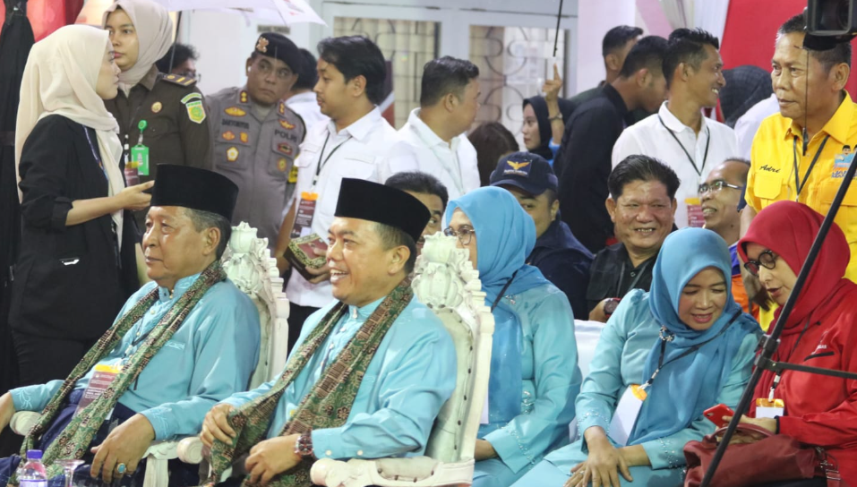 ratu munawarah dampingi haris sani cabut nomor urut pilgub jambi 2024 ratu munawarah dampingi haris sani cabut nomor urut pilgub jambi 2024