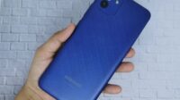 di era digital saat ini, kebutuhan akan smartphone semakin meningkat, tetapi tidak semua orang mampu atau ingin mengeluarkan banyak uang untuk membelinya.