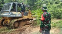 TMMD ke 122 Kodim Sarko mulai kerjakan jalan penghubung dua Desa.