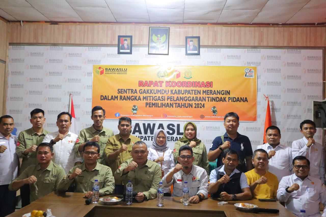 Sentra Penegakan Hukum Terpadu (GAKKUMDU) Provinsi Jambi melaksanakan monitoring dan evaluasi (Monev) ke Sentra Penegakan hukum terpadu (Gakkumdu) Kabupaten Merangin, kegiatan ini berlangsung Rabu (16/10/2024).