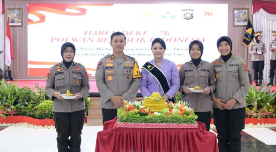 kapolda jambi hadiri syukuran hari jadi ke 76 polwan ri tahun 2024