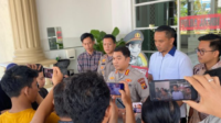 polda jambi tetapkan dua oknum polisi sebagai tersangka atas kematian tahanan di polsek kumpeh ilir