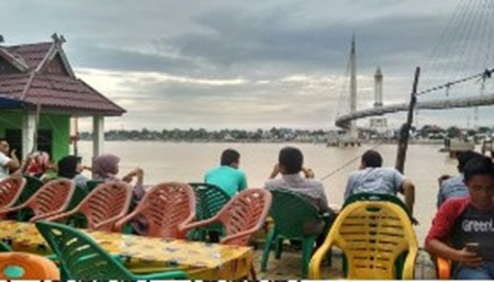 si kota pinang masak, tak hanya menawarkan pesona wisata alam dan budaya, tapi juga denyut kehidupan malam yang tak pernah tidur. si kota pinang masak, tak hanya menawarkan pesona wisata alam dan budaya, tapi juga denyut kehidupan malam yang tak pernah tidur.