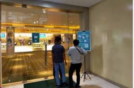 bagi anda pecinta film di jambi, wtc jambi hadir sebagai destinasi hiburan yang menawarkan pengalaman menonton film terbaru dengan kualitas terbaik.