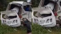kecelakaan lalu lintas kembali terjadi di wilayah hukum polres muaro jambi. mobil city car jenis suzuki splash digasak truk tronton.