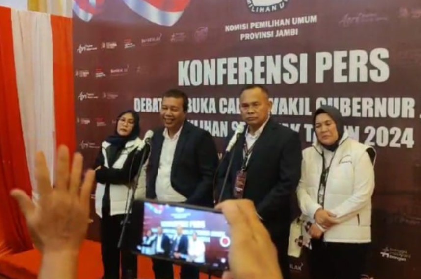 Selama kepemimpinan Romi Hariyanto menjadi Bupati Tanjung Jabung Timur dua periode, diduga terjadi adanya jual beli jabatan.