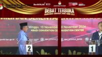 Debat terbuka calon Wakil Gubernur Jambi berlangsung sengit beradu argumen dan gagasan yang diselenggarakan Komisi Pemilihan Umum (KPU) provinsi Jambi