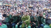 Ribuan masyarakat memadati kegiatan silaturahmi kampanye pasangan calon Bupati dan Wakil Bupati Muaro Jambi nomor urut 4, Bambang Bayu Suseno (BBS) dan Junaidi H Mahir (Jun Mahir).