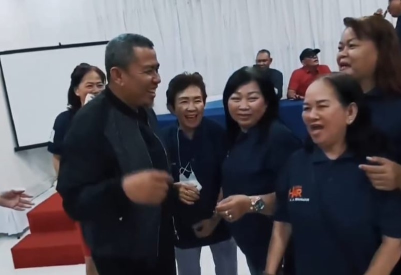 Calon Walikota dan Wakil Walikota Jambi nomor urut 2, H Abdul Rahman-H Andi Muhammad Guntur orang yang dekat dengan semua kalangan.
