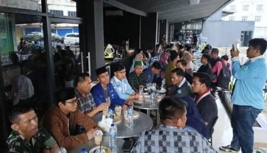 Aliansi mahasiswa dan organisasi kepemudaan se-Kabupaten Bungo menggelar deklarasi Pilkada damai. Acara itu turut menghadirkan KPU.