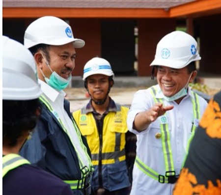 Gubenur Jambi, Al Haris mendampingi Kunker Menteri Perancanan pembangunan nasional (kepala Bappenas) Rachmat Pambudy, meninjau lokasi pembangunan proyek museum Kawasan Cagar Budaya Nasional (KCBN) Candi Muaro Jambi Gubenur Jambi, Al Haris mendampingi Kunker Menteri Perancanan pembangunan nasional (kepala Bappenas) Rachmat Pambudy, meninjau lokasi pembangunan proyek museum Kawasan Cagar Budaya Nasional (KCBN) Candi Muaro Jambi