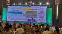 Provinsi Jambi memiliki tipe ekosistem yang paling lengkap di pulau sumatera bahkan Indonesia, mulai dari ekosistem pegunungan, hutan dataran rendah hingga ekosistem pesisir dan laut.