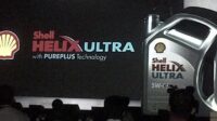 Memilih oli yang tepat untuk mobil Anda adalah hal yang sangat penting, bukan hanya untuk menjaga mesin tetap berjalan dengan lancar, tetapi juga untuk memperpanjang umur kendaraan.