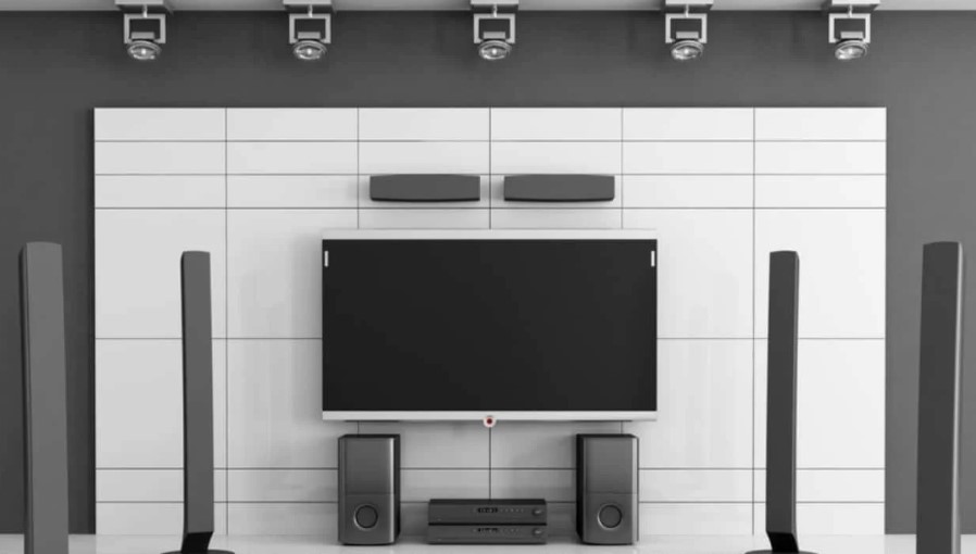 speaker berkualitas tinggi adalah investasi yang berharga bagi pecinta musik, penggemar film, atau siapa pun yang menginginkan pengalaman audio yang imersif.