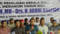Bupati dan Wakil Bupati Merangin terpilih, Syukur-Khafied bersama partai koalisi pemenangan saat konfrensi pers. Kamis (5/12/2024).
