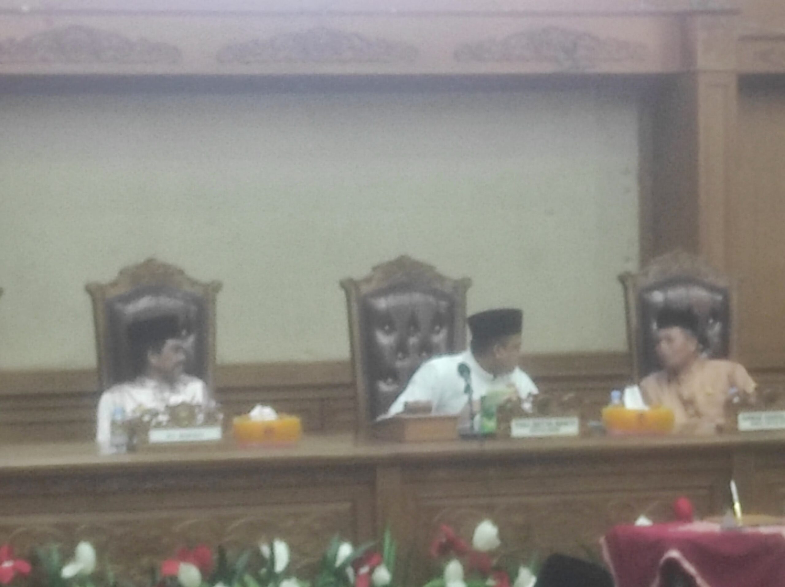 raden najmi hadiri rapat paripurna raden najmi hadiri rapat paripurna