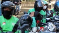 Ojek online telah menjadi bagian integral dari kehidupan sehari-hari masyarakat Indonesia.