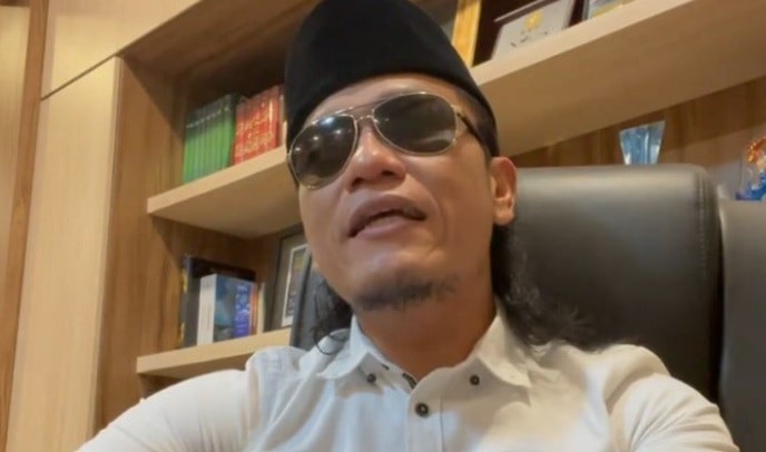 Berikut ini profil dan biodata Gus Miftah, penceramah yang viral karena dinilai mengolok-olok pedangang es teh saat mengisi pengajian di Magelang.