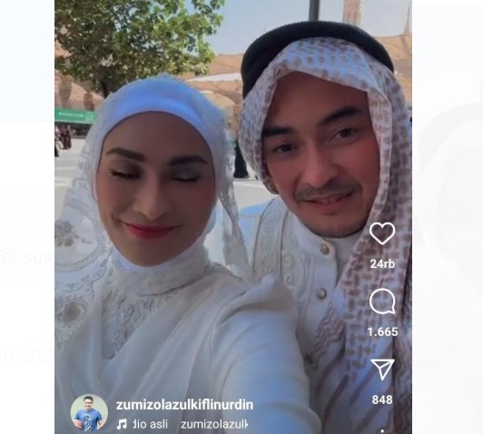 Mantan Gubernur Jambi, Zumi Zola Zulkifli dan Putri Zulkifli Hasan, putri dari Ketua Umum PAN, Zulhas resmi menikah.