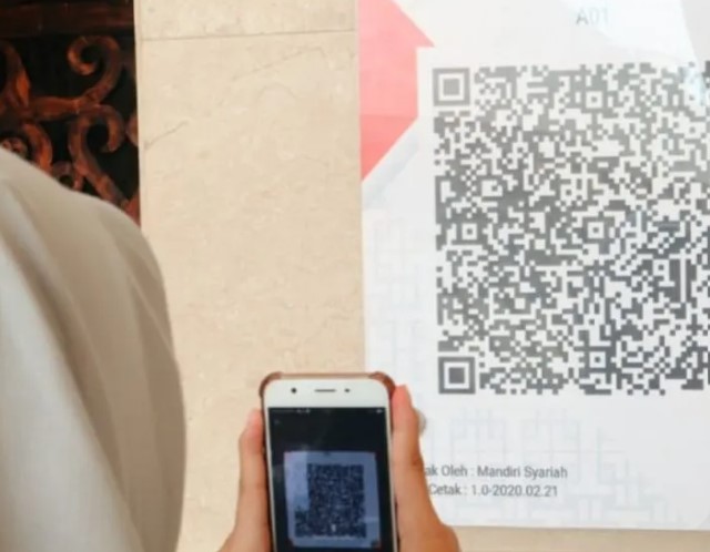 Dalam beberapa tahun terakhir, Indonesia telah menyaksikan transformasi besar dalam sektor jasa keuangan dengan pengenalan dan adopsi QRIS (Quick Response Code Indonesian Standard).