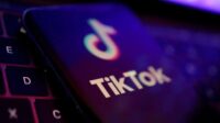 Aplikasi TikTok semakin dekat dengan tenggat waktu pelarangan aplikasinya di Amerika Serikat (AS) setelah tiga hakim yang menangani petisi dari ByteDance ,perusahaan induk TikTok, menolak pengkajian aturan pelarangan tersebut.