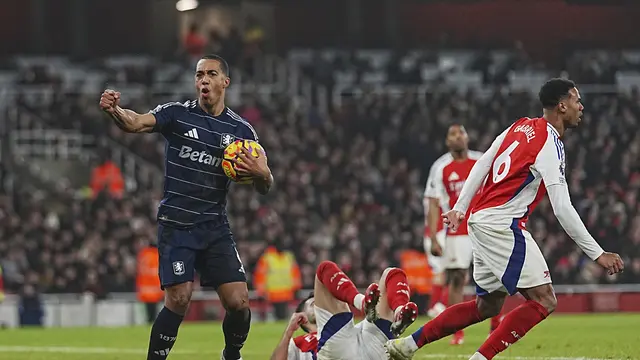 arsenal kembali terpelese