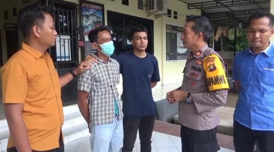 Tim unit reskrim Polsek Maro Sebo, Polres Muaro Jambi berhasil meringkus Daftar Pencarian Orang (DPO) sindikat ninja sawit berinisial HR (34).