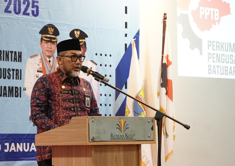 Sekretaris Daerah (Sekda) Provinsi Jambi Dr. H. Sudirman, SH, MH.