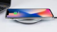 Wireless charging atau pengisian daya nirkabel kini menjadi fitur umum di banyak smartphone, termasuk Android.