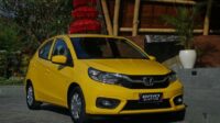 Dalam era modern ini, efisiensi bahan bakar menjadi salah satu faktor utama yang dipertimbangkan ketika membeli mobil.