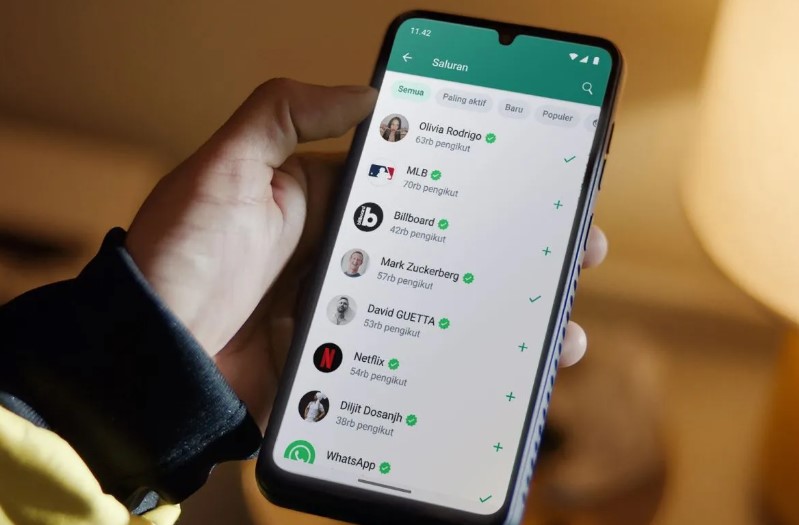WhatsApp adalah salah satu aplikasi pesan instan paling populer di dunia, dengan lebih dari dua miliar pengguna aktif bulanan. WhatsApp adalah salah satu aplikasi pesan instan paling populer di dunia, dengan lebih dari dua miliar pengguna aktif bulanan.