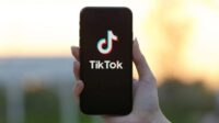 TikTok telah menjadi salah satu platform media sosial yang paling populer di dunia, khususnya di kalangan remaja dan anak-anak.