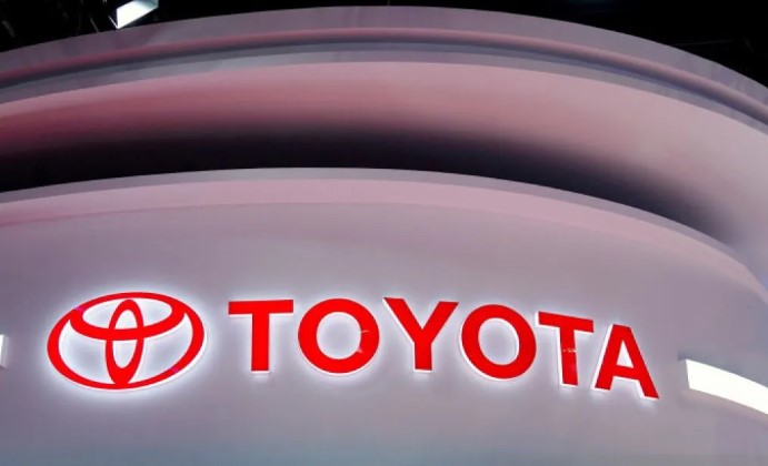 Industri otomotif global adalah salah satu sektor yang paling kompetitif dan dinamis, dengan merek-merek terkenal yang terus berinovasi untuk memenuhi kebutuhan pasar.