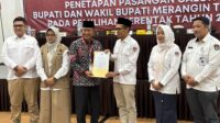 Komisi Pemilihan Umum (KPU) menggelar Rapat Pleno penetapan pasangan calon Bupati dan Wakil Bupati Merangin terpilih pada pemilihan serentak tahun 2024. Kamis Siang (6/2/2025) ruang aula Familly Inn Hotel Bangko.