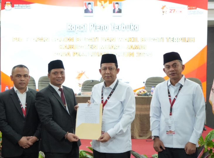 Komisi Pemilihan Umum (KPU) Kabupaten Muaro Jambi menetapkan bupati dan wakil bupati terpilih, Bambang Bayu Suseno (BBS)-Junaidi H Mahir (Jun Mahir). Komisi Pemilihan Umum (KPU) Kabupaten Muaro Jambi menetapkan bupati dan wakil bupati terpilih, Bambang Bayu Suseno (BBS)-Junaidi H Mahir (Jun Mahir).