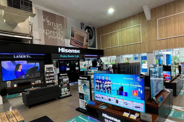 Dalam era digital yang serba cepat ini, televisi konvensional telah berevolusi menjadi lebih dari sekadar alat untuk menonton siaran.