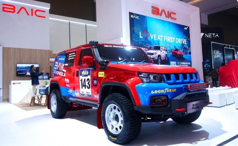 Tampil dalam pameran Indonesia International Motor Show (IIMS) 2025 di JIExpo, Kemayoran, Jakarta, pada 13-23 Fenruari, BAIC memboyong deretan mobil terbaru. Salah satunya BAIC BJ40 plus Champion Edition.