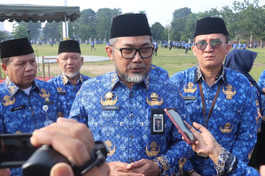 Sekretaris Daerah (Sekda) Provinsi Jambi Dr. H. Sudirman, SH., MH., menyampaikan bahwa Pemerintah Provinsi Jambi siap melaksanakan Intsruksi Presiden (Inpres) Nomor 1 Tahun 2025