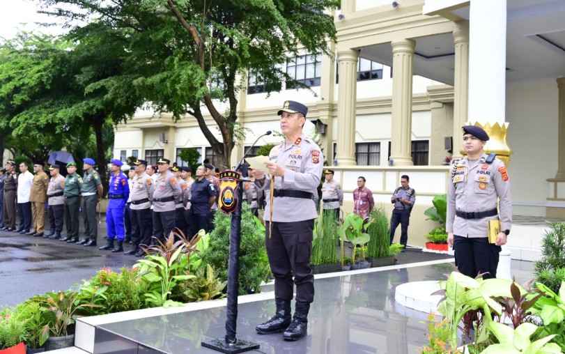 Kapolda Jambi, Irjen Pol Drs Rusdi Hartono memimpin apel pasukan konsolidasi OMP Siginjai 2024-2025, di lapangan Mapolda Jambi