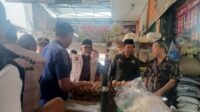 Sekretaris Daerah (Sekda) Provinsi Jambi Dr. H. Sudirman, SH, MH bersama Tim Pengendalian Inflasi Daerah (TPID) Provinsi Jambi dan Tim Satgas Pangan Provinsi Jambi melakukan inspeksi mendadak (sidak) ke Pasar Moderen Angso Duo Jambi